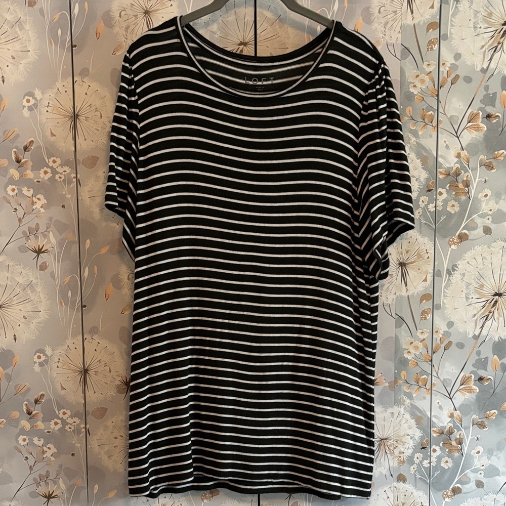 LOFT Striped Short Sleeve Shirt